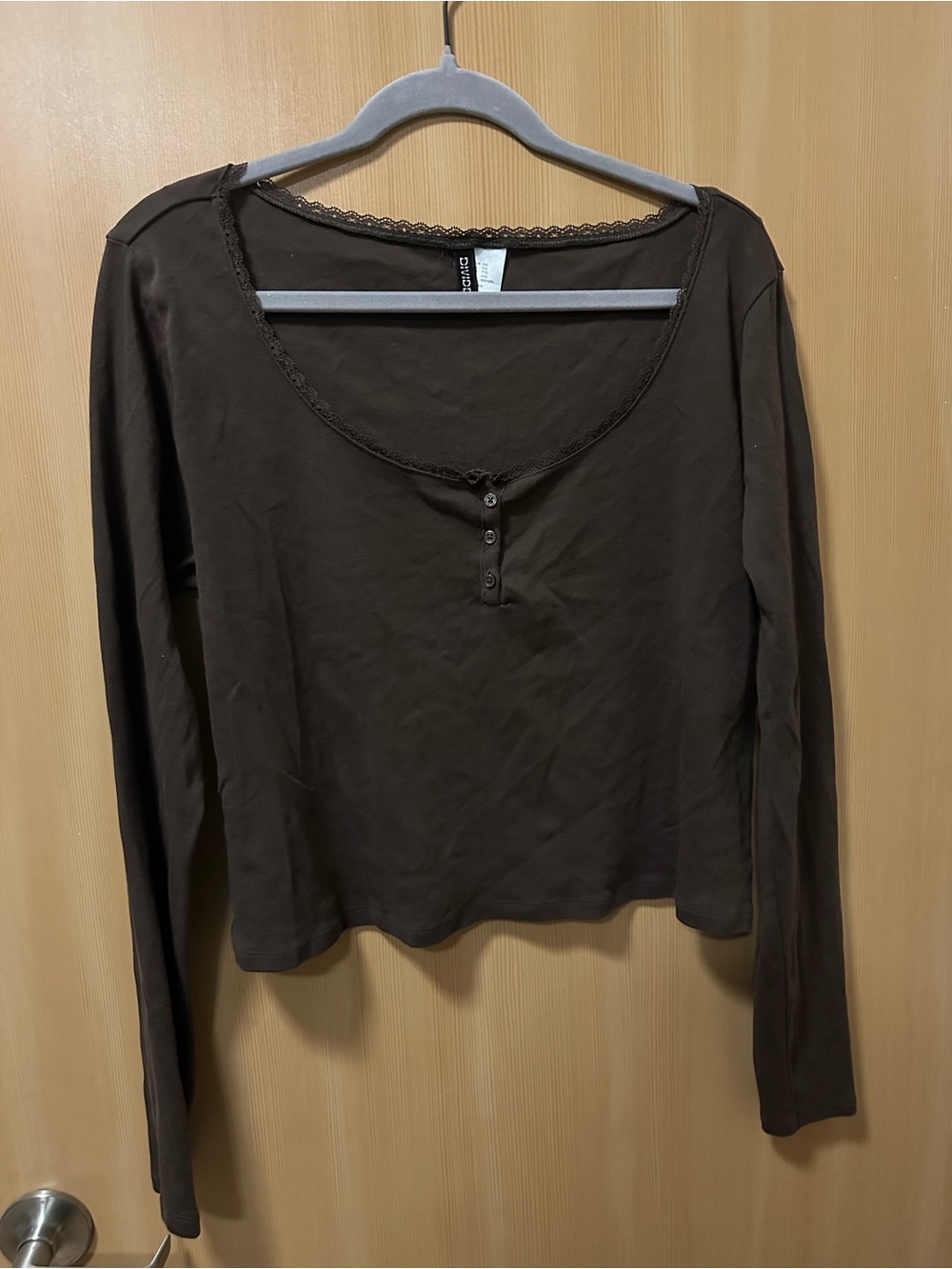Divided Brown Long-Sleeve Scoop Neck Henley Top